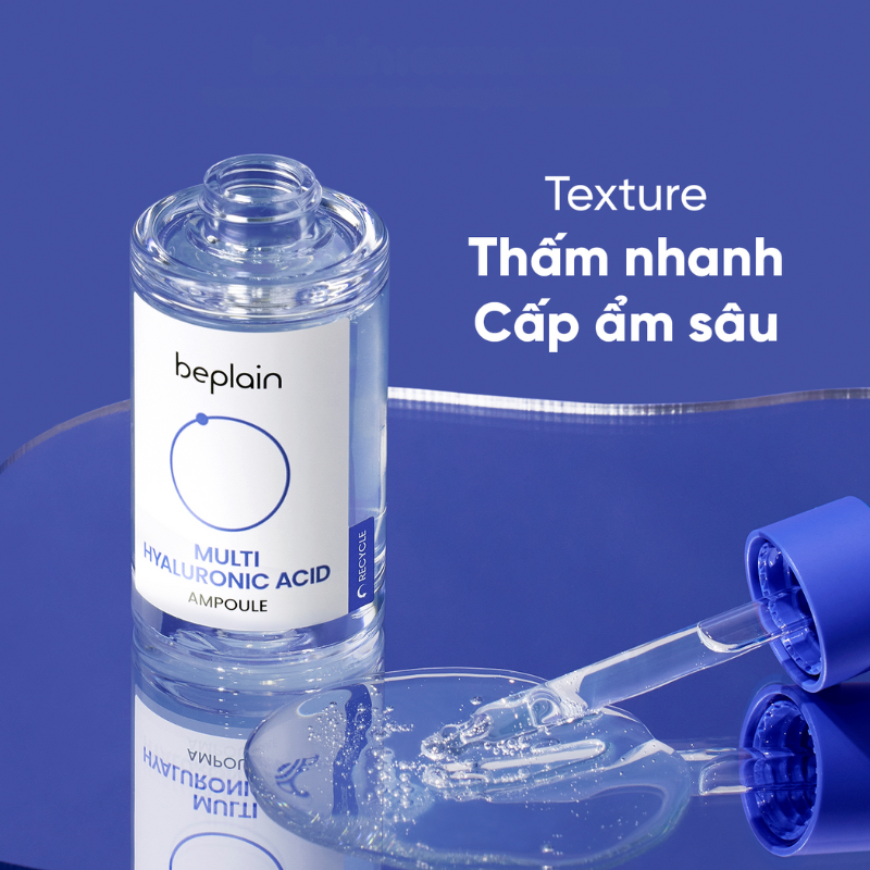 Beplain Multi Hyaluronic Acid Ampoule có kết cấu lỏng màu trắng đục, hơi mờ, thấm nhanh trên da, tạo finish ẩm mịn không nhờn dính.